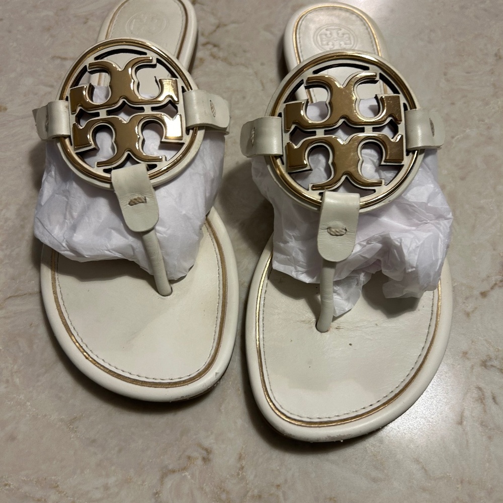 sandals - Picture 4 of 4